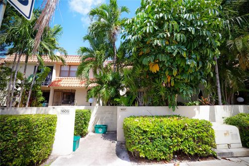 7-1607 Ne 105th St, Miami Shores, FL, 33138-2117 | Card Image