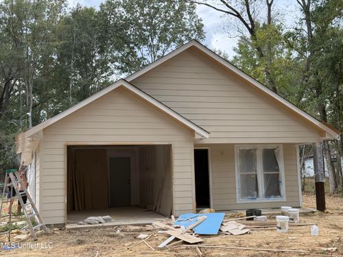 207 Rhodes Ave, Pelahatchie, MS, 39145-3108 | Card Image