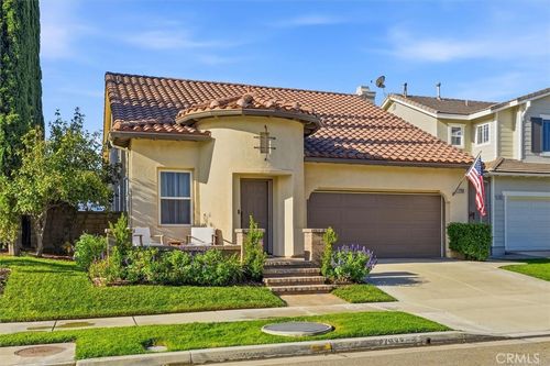 27933 Mariposa St, Valencia, CA, 91355 | Card Image