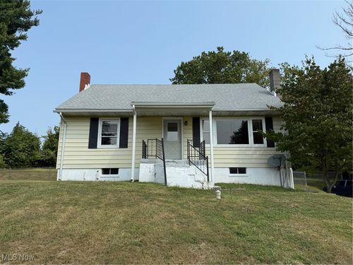 375 Hale Rd, Zanesville, OH, 43701-1218 | Card Image