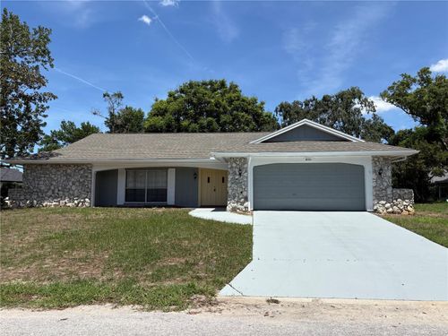 8701 Lincolnshire Dr, Hudson, FL, 34667-2674 | Card Image