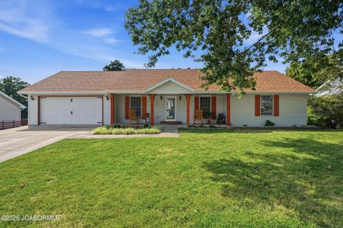 1056 Choctaw Ridge Dr, Holts Summit, MO, 65043-1469 | Card Image