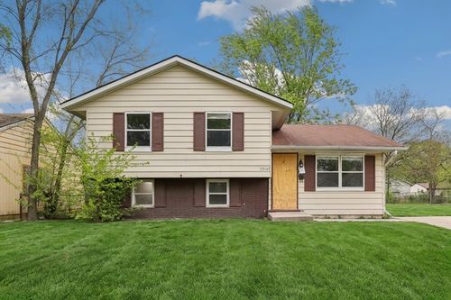 22147 E Churchill Dr, Richton Park, IL, 60471-1152 | Card Image