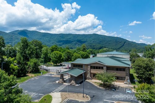 lease-172 Riverbend Street, Waynesville, NC, 28786 | Card Image