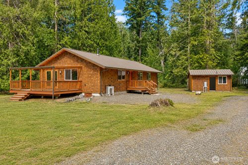 5621 Paradise Ln, Anacortes, WA, 98221-9540 | Card Image
