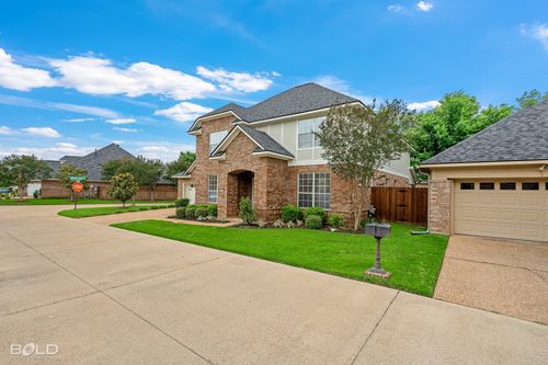 8100 Captain Mary Miller Dr, Shreveport, LA, 71115-2981 | Card Image