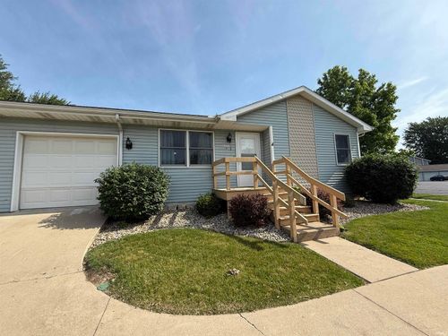 apt-i1-800 E Arthur St, Warsaw, IN, 46580-3071 | Card Image