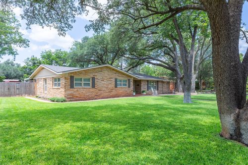 1518 Elmwood Dr, Abilene, TX, 79605-4910 | Card Image