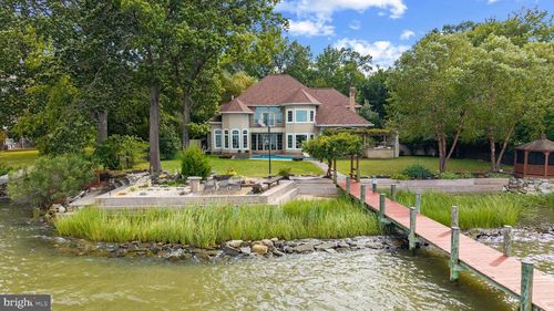 4819 Avery Rd, SHADY SIDE, MD, 20764-9739 | Card Image