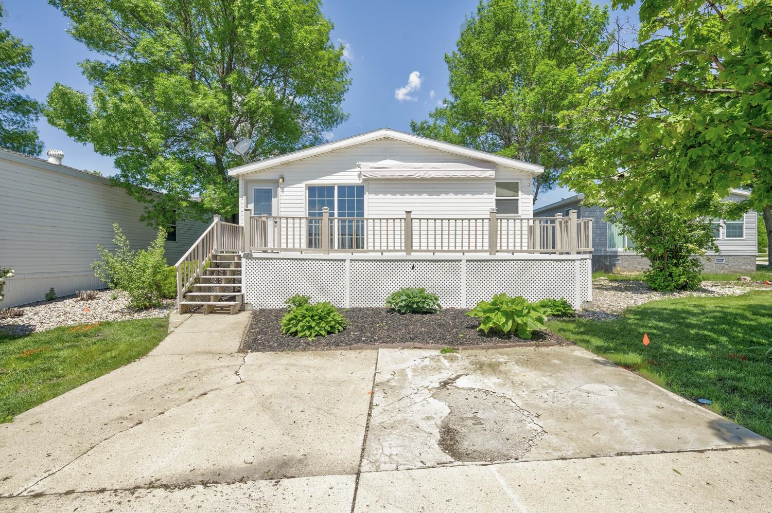 Mallard Creek Dr, Arnolds Park, IA 51331
