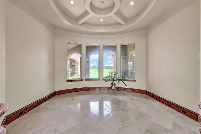 Formal Living Room | Image 8