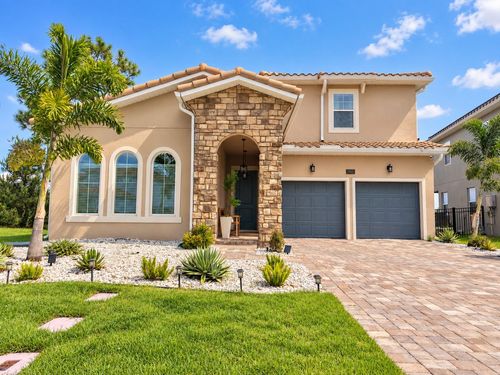 15603 Vetta Dr, Bella Collina, FL, 34756-3531 | Card Image