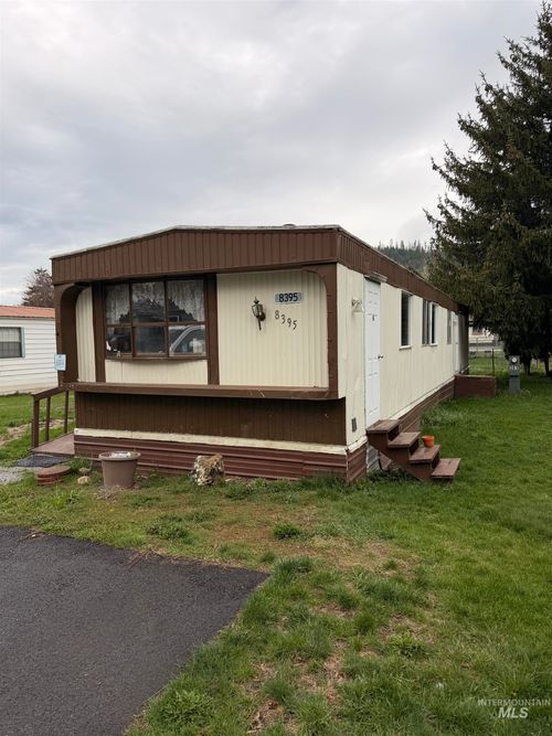 137-8395 W Meadow Brook Cir, Rathdrum, ID, 83858-6485 | Card Image