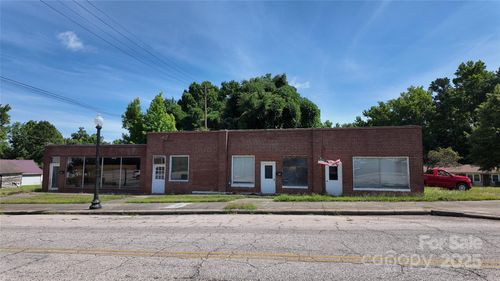 215 Dearborn St, Great Falls, SC, 29055-1512 | Card Image