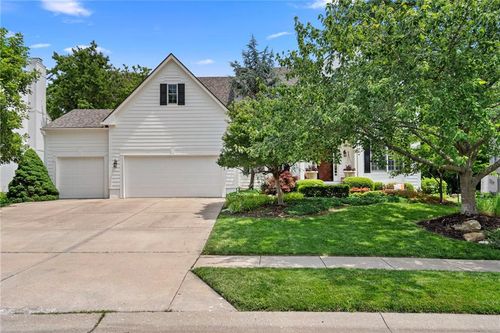 12463 Rosehill St, Overland Park, KS, 66213-4896 | Card Image