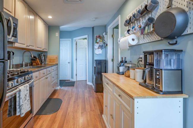 1011 Collettes Grove Rd, House other with 2 bedrooms, 1 bathrooms and null parking in Derry NH | Image 14