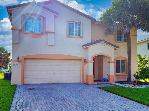 4528 Sw 129th Ave, Miramar, FL, 33027-6028 | Card Image