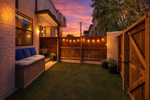 125-3901 Travis St, Dallas, TX, 75204-1734 | Card Image