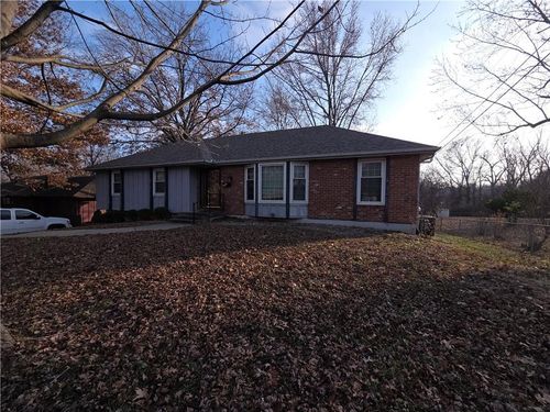 15367 E 45th St S, Independence, MO, 64055-5201 | Card Image