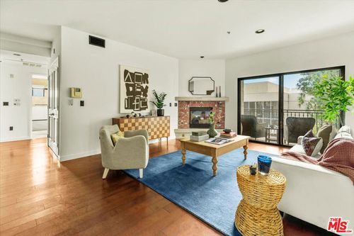 404-417 S Westmoreland Avenue, Los Angeles, CA, 90020 | Card Image