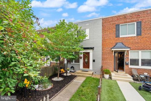 3739 Mark Dr, ALEXANDRIA, VA, 22305-2426 | Card Image