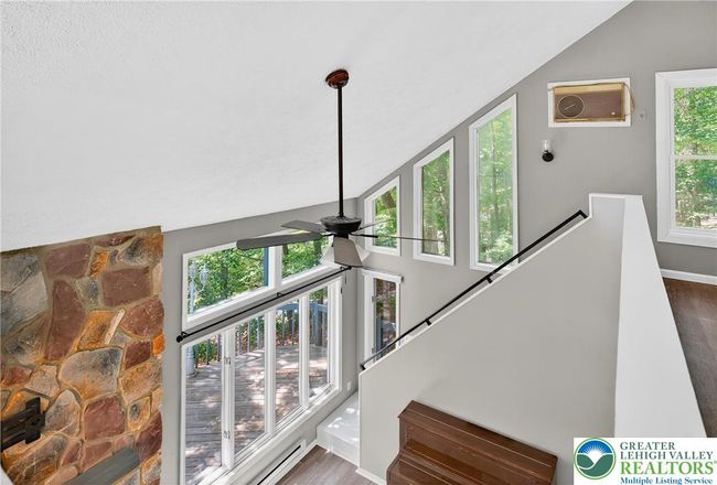 6471 Decker Rd, House other with 3 bedrooms, 2 bathrooms and null parking in Bushkill PA | Image 20