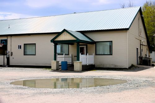 d-609 Main St, Gorham, NH, 03581-4918 | Card Image