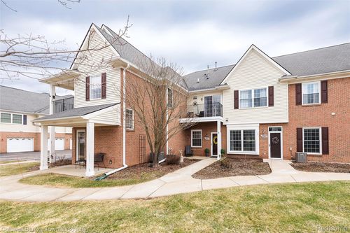 3377 Kneeland Cir, Howell, MI, 48843-4506 | Card Image