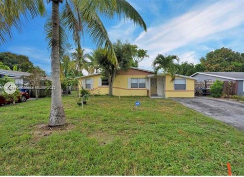 130 21st Ct, Pompano Beach, FL, 33060-4940 | Card Image