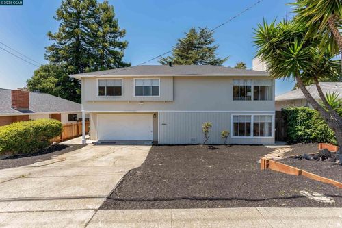 3027 Keith Dr, Richmond, CA, 94803-2332 | Card Image