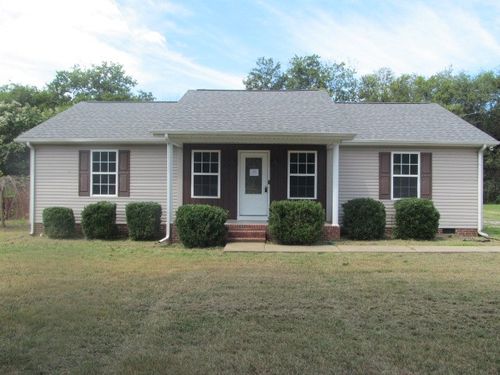 200 Tarpley Ave, Cornersville, TN, 37047-4315 | Card Image