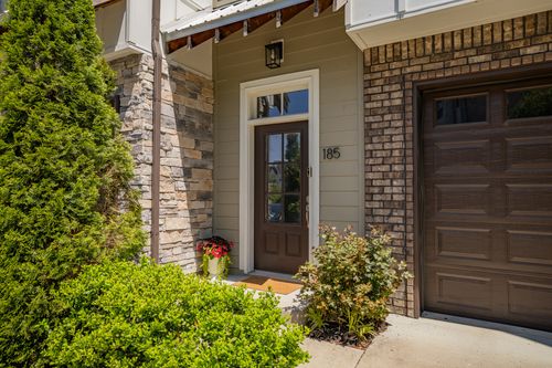 185 Stonecrest Dr, Nashville, TN, 37209-5237 | Card Image
