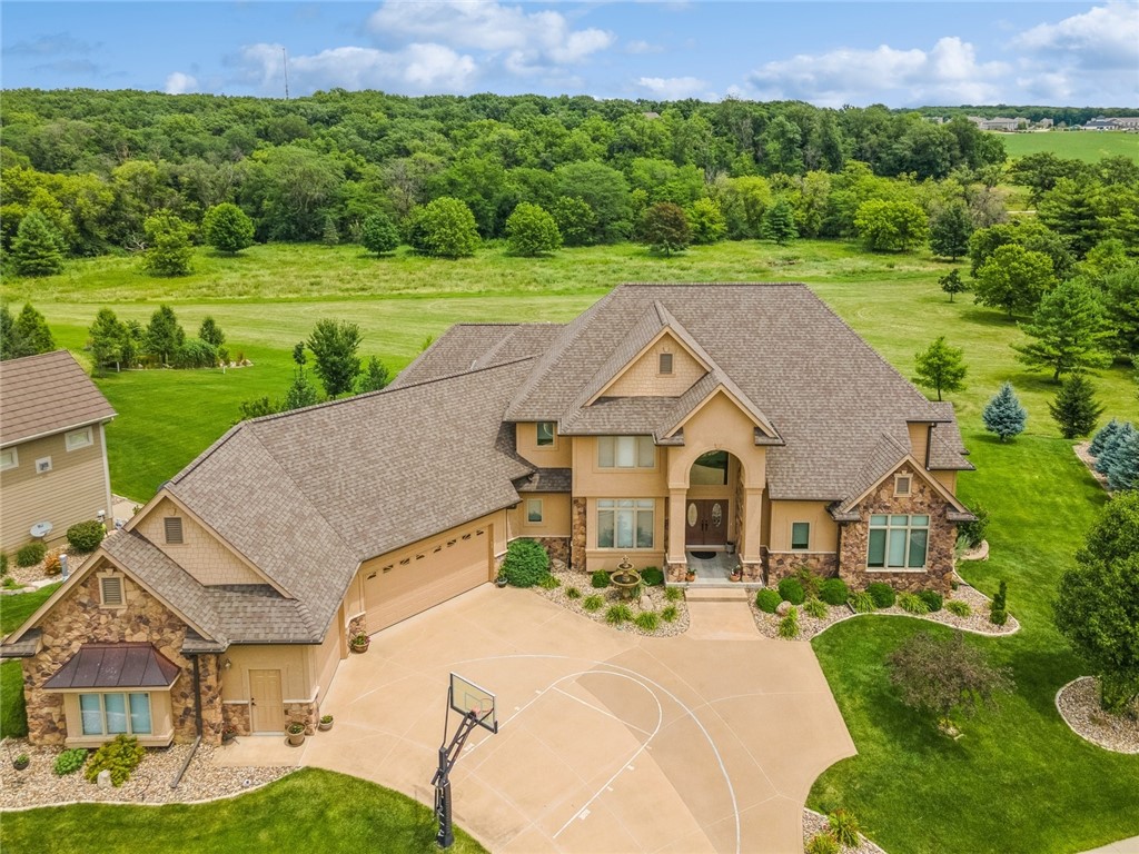 144th St, Urbandale, IA 50323