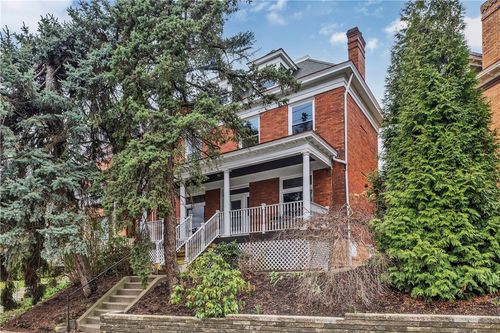 988 Greenfield Ave, Pittsburgh, PA, 15217-2666 | Card Image