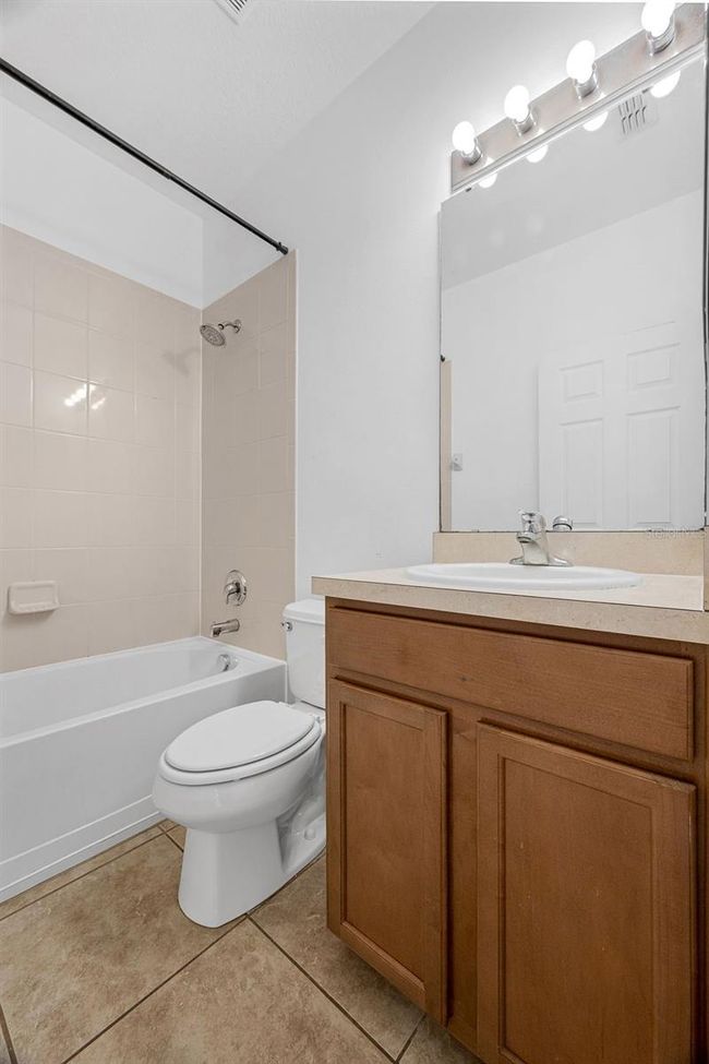 9013 Shepton St, Townhouse with 3 bedrooms, 3 bathrooms and null parking in ORLANDO FL | Image 16