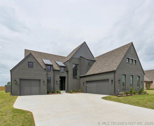 16516 S 1st East Ct, Glenpool, OK, 74033-5327 | Card Image