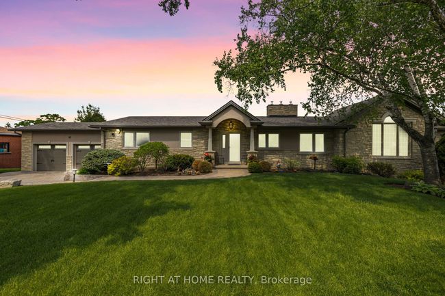 42 Valleyview Rd, House other with 5 bedrooms, 2 bathrooms and 6 parking in Brampton ON | Image 5