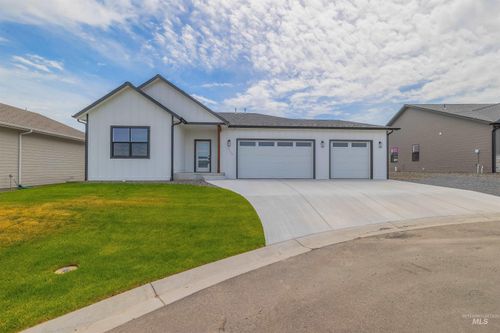 1724 Pathway Ct, Lewiston, ID, 83501-4046 | Card Image