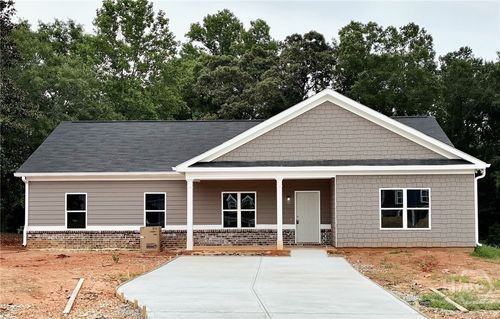 164 Charlotte Dr, Statham, GA, 30666-1704 | Card Image