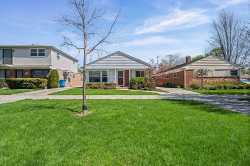 7139 N Nagle Ave, Chicago, IL, 60646-1019 | Card Image