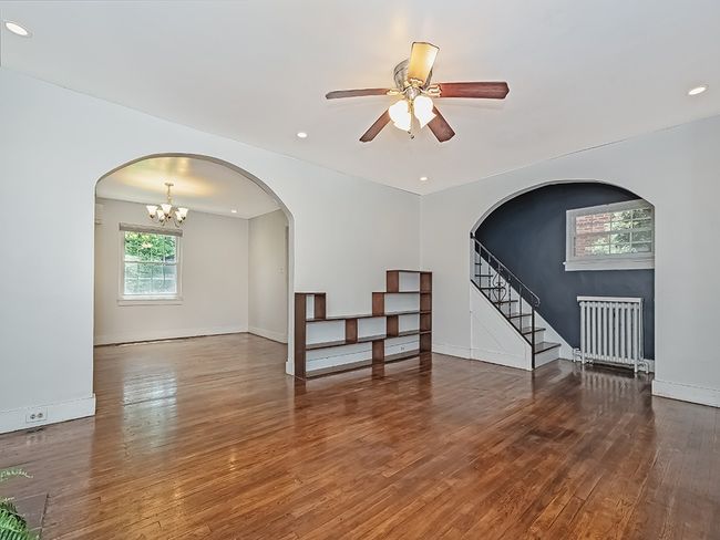 6656 Wilkins Ave, House other with 3 bedrooms, 2 bathrooms and 1 parking in Squirrel Hill PA | Image 4