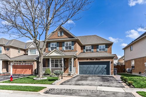 9 Penn Dr, Brampton, ON, L7A1P5 | Card Image