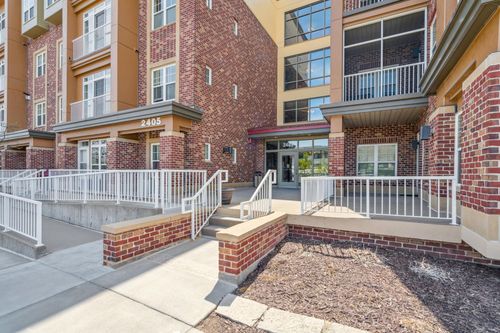 unit-307-2405 39th Ave Ne, Saint Anthony, MN, 55421-4204 | Card Image