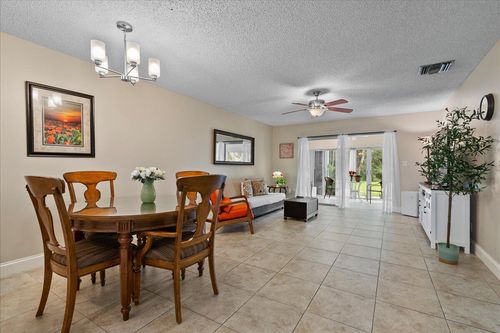 162 Lake Susan Ln, West Palm Beach, FL, 33411-9226 | Card Image