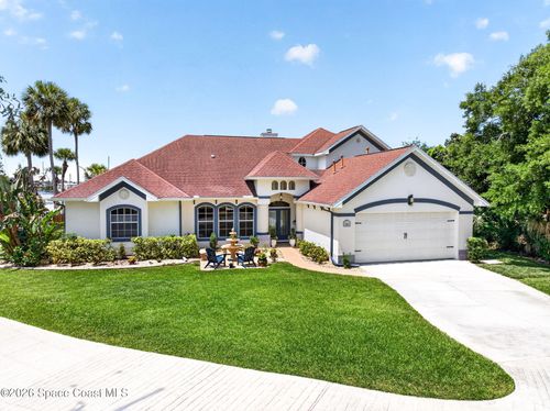 583 Young St, Melbourne, FL, 32935-7056 | Card Image