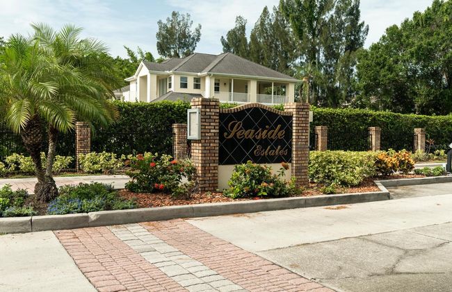 102 Brent Cir, Townhouse with 3 bedrooms, 3 bathrooms and null parking in OLDSMAR FL | Image 56