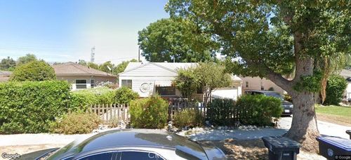 1040 N Rose St, Burbank, CA, 91505-2407 | Card Image