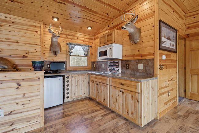 7952 Main St, House other with 3 bedrooms, 2 bathrooms and null parking in Newaygo MI | Image 37