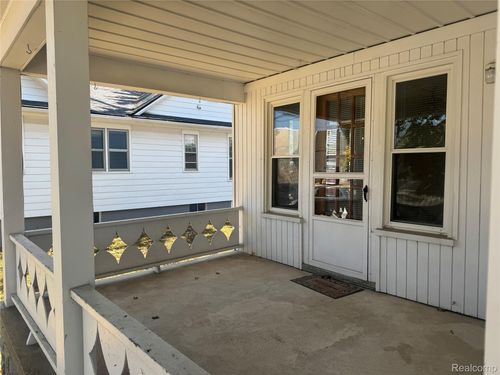 251 Saint Joseph St, Trenton, MI, 48183-2879 | Card Image