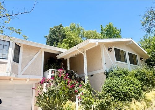 5539 Fairview Pl, Agoura Hills, CA, 91301-2225 | Card Image